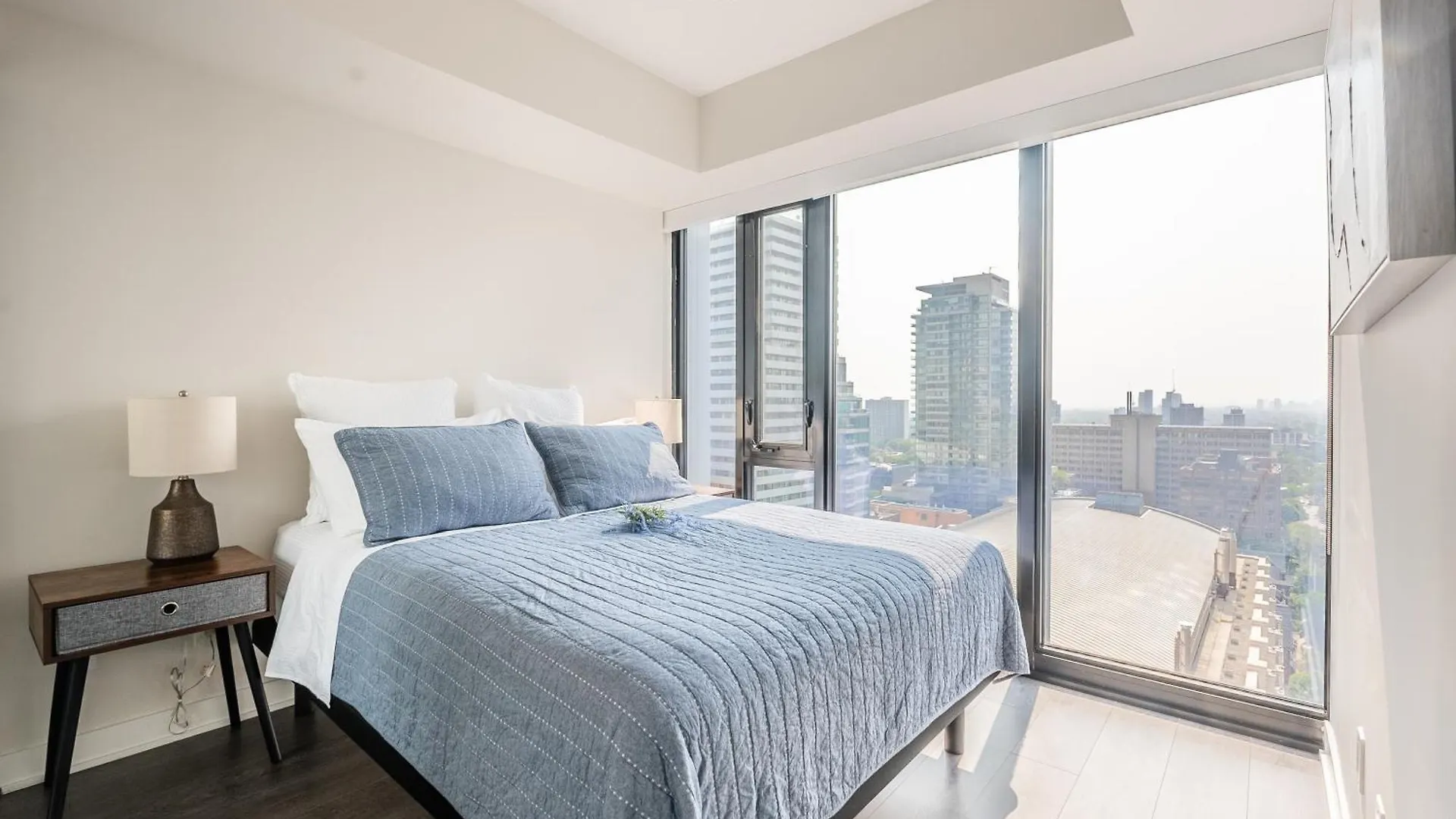 Traveller Home In Centre Toronto Apartamento