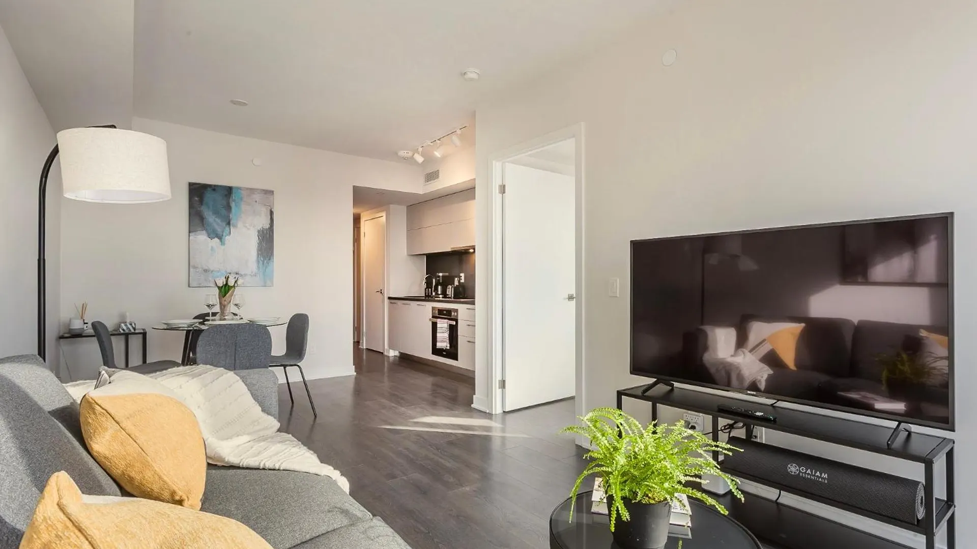 Apartamento Traveller Home In Centre Toronto
